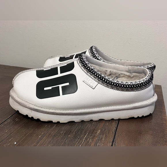 UGG Other - UGG White Leather Tasman Slippers Mens size 9